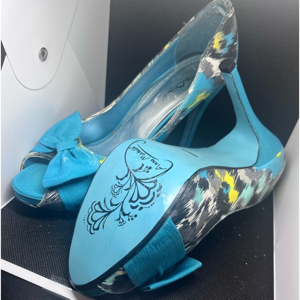 Women open toe shoes